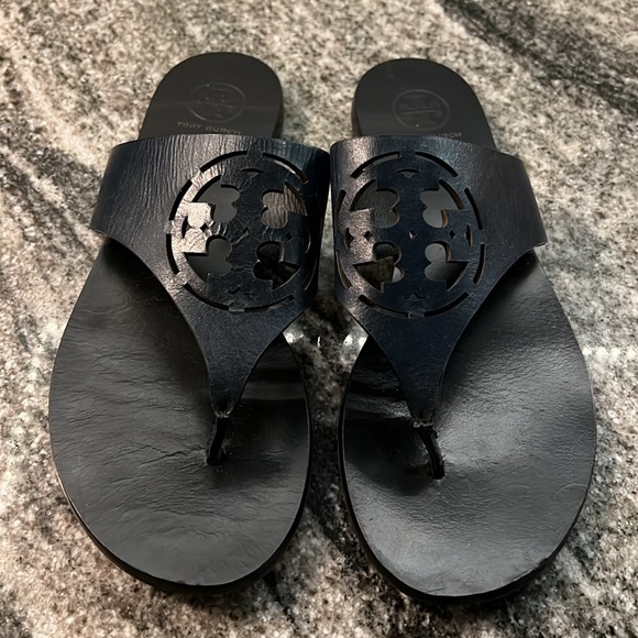 Tory Burch Shoes - TORY BURCH Zoey Logo Thong Slip On Sandals size 7
